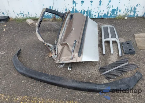 2001 Dodge Ram 1500 St из США, поврежденный, VIN 3B7HF13Z11G737173